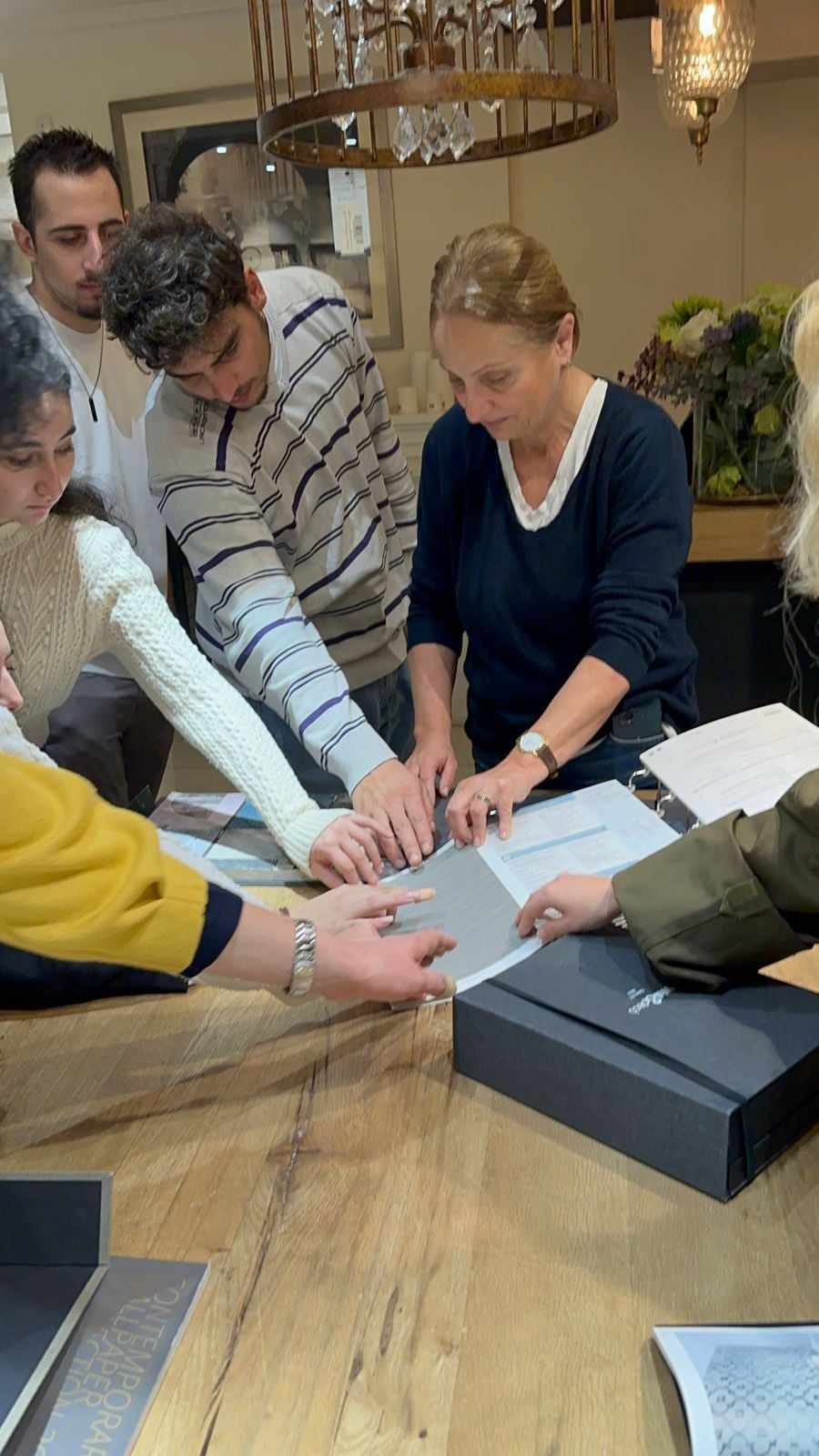 მაია წერეთლის ლექცია „გალერეა რუმ დიზაინი“-ს შოურუმში